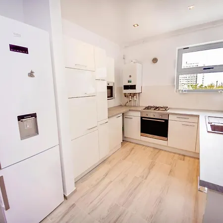 Apartman Sara Sea View - Bychoice *