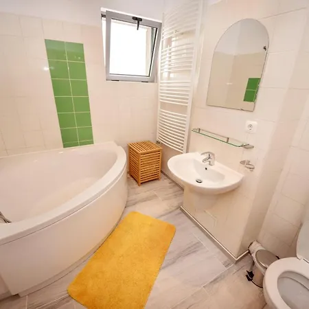 Sara Sea View - Bychoice Apartment Olimp